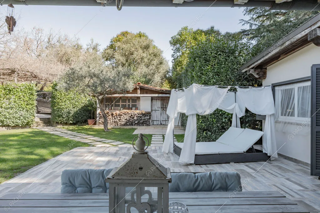 Giardino della location Aliseo, villa in stile contemporaneo a Roma