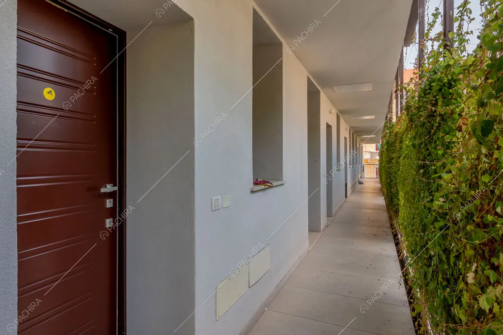 Ballatoio del loft Fenice, location in stile contemporaneo a Milano