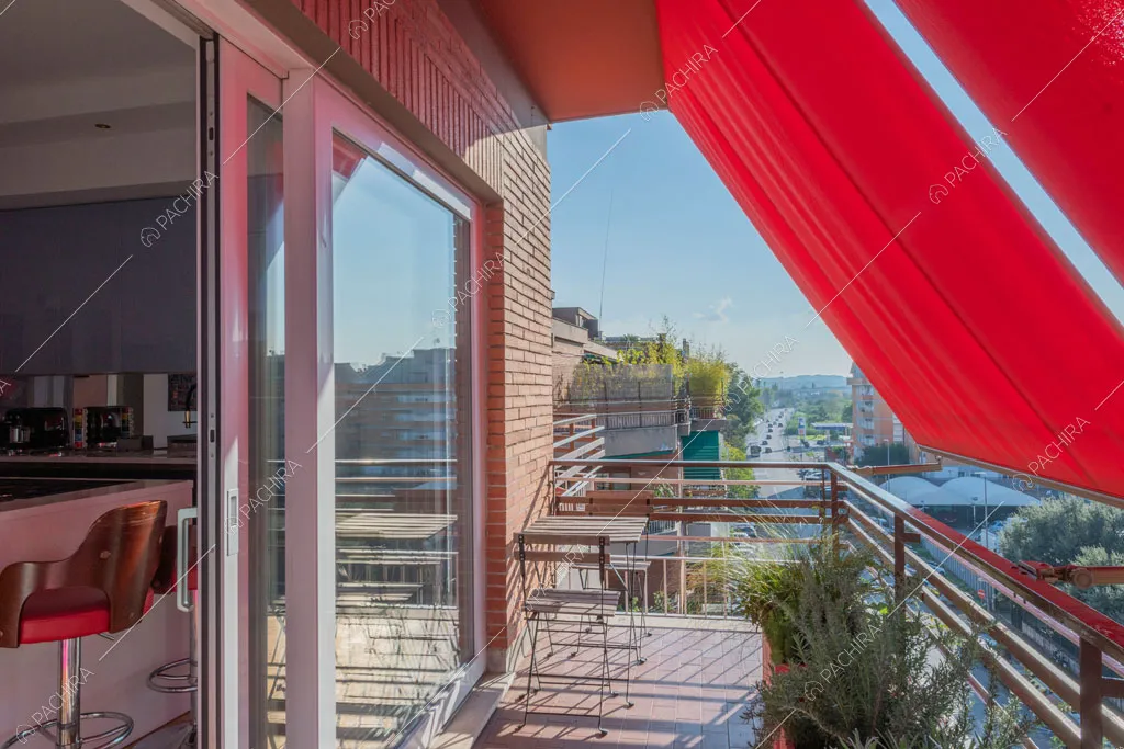 Terrazza dell'appartamento Gila, location in stile contemporaneo a Roma