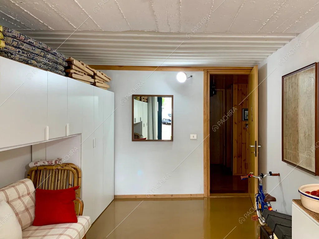 Cabina armadio dello chalet Bulbine, location in stile moderno a Belluno
