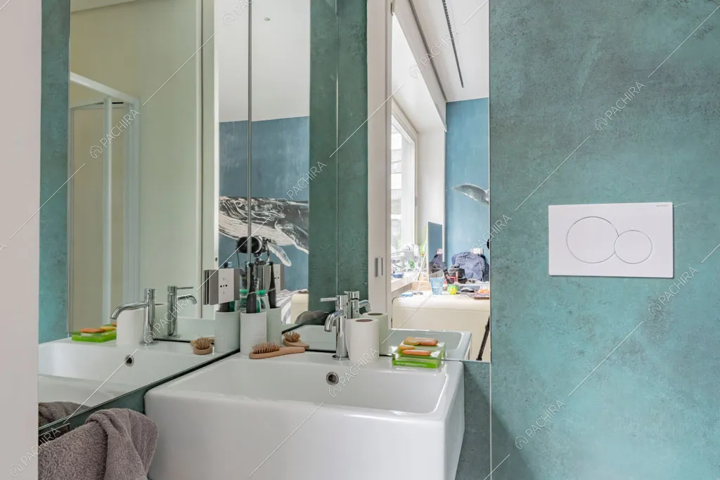 Bagno privato della cameretta nell'appartamento Sonora, location in stile contemporaneo a Roma