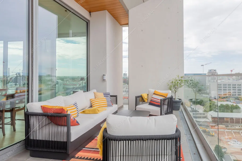 Terrazza dell'appartamento Tobol, location in stile contemporaneo a Milano