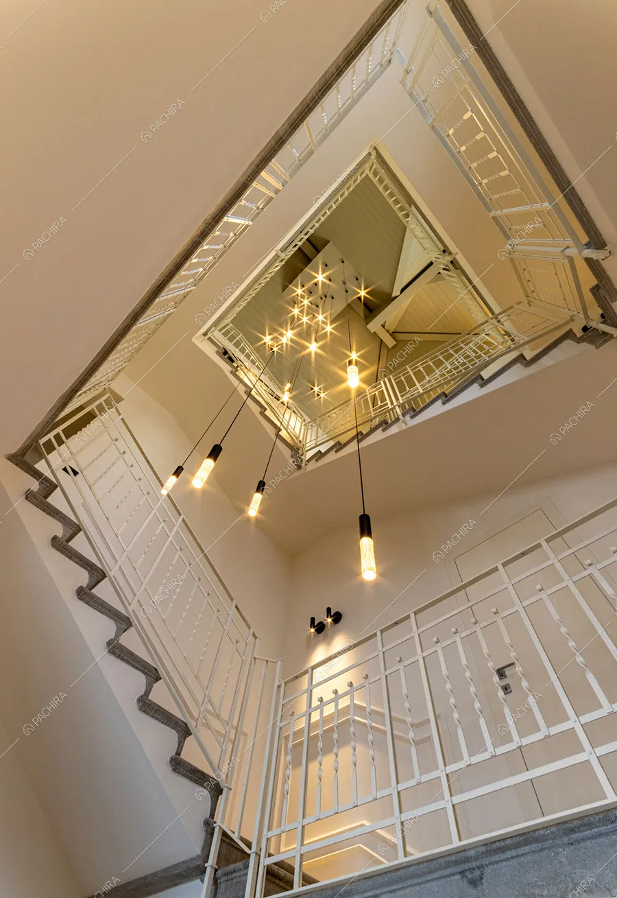 Scale della villa Argento, location in stile moderno a Como