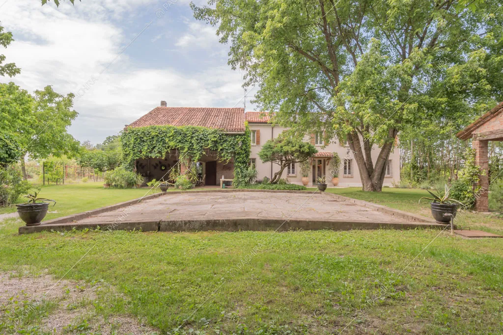 Esterni della villa Missouri, location in stile rustico a Mantova
