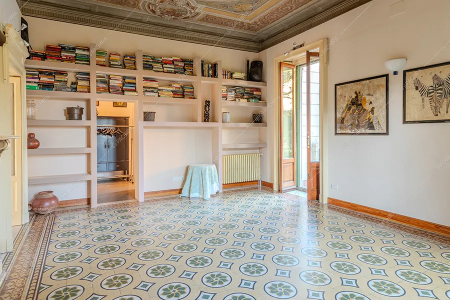 Salone della villa Nitra, location in stile vintage a Milano