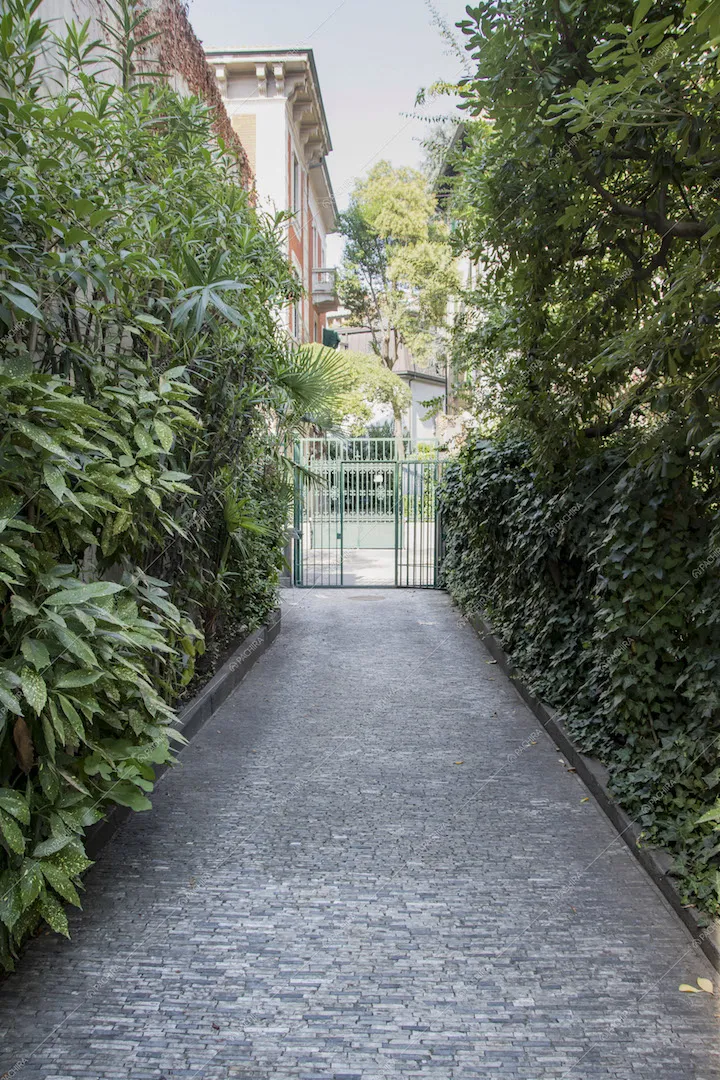 Location Corona imperiale espositivo Milano 8