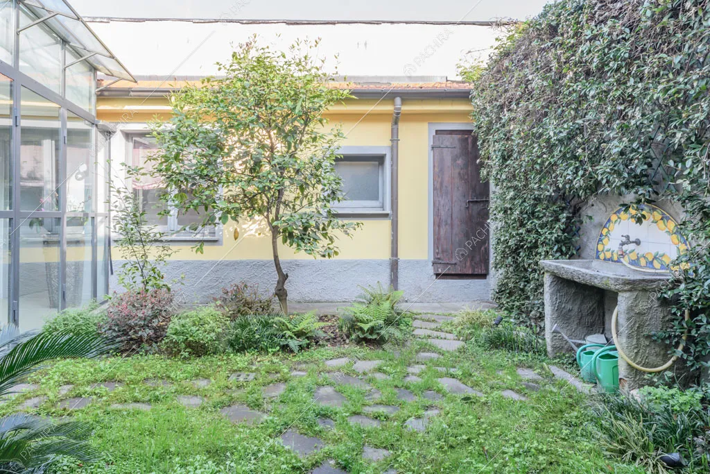 Giardino del loft Cascarilla, location in stile moderno a Milano