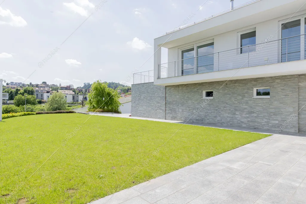 Giardino della villa Coral, location in stile contemporaneo a Como