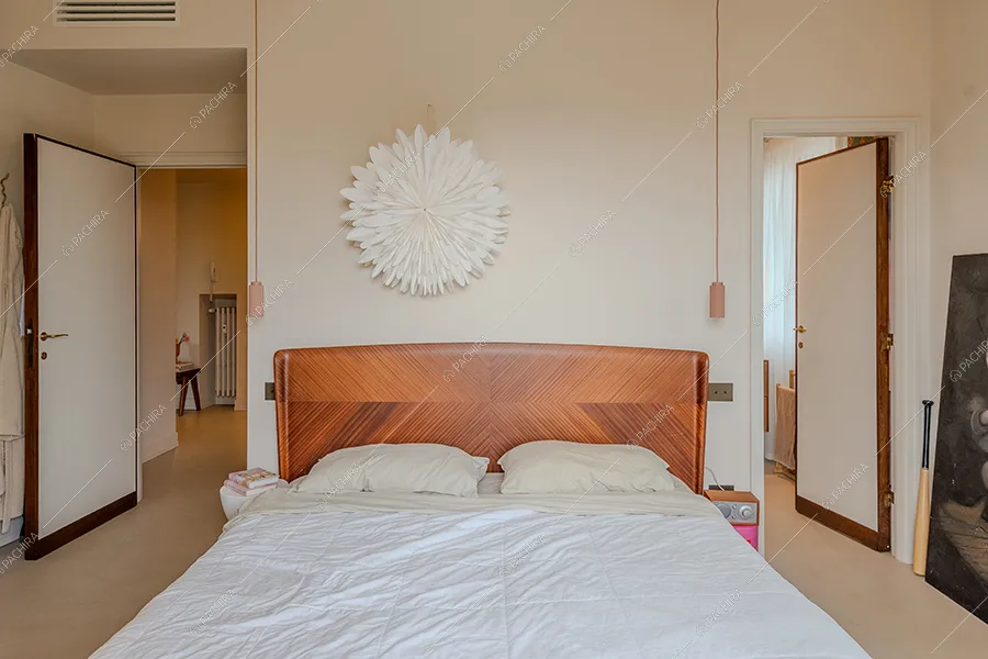 Camera da letto dell'attico Celestina, location in stile contemporaneo a Milano
