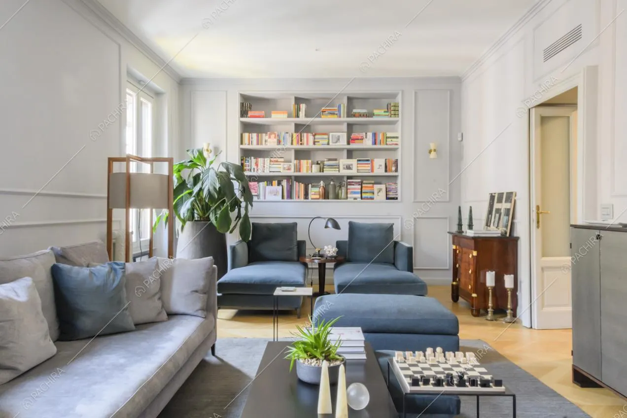 Divano e chaise longue in velluto e libreria 