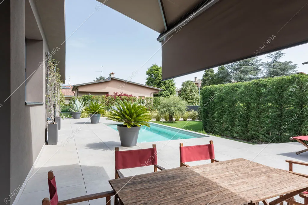 Esterni del loft Danubio, location in stile contemporaneo a Brescia