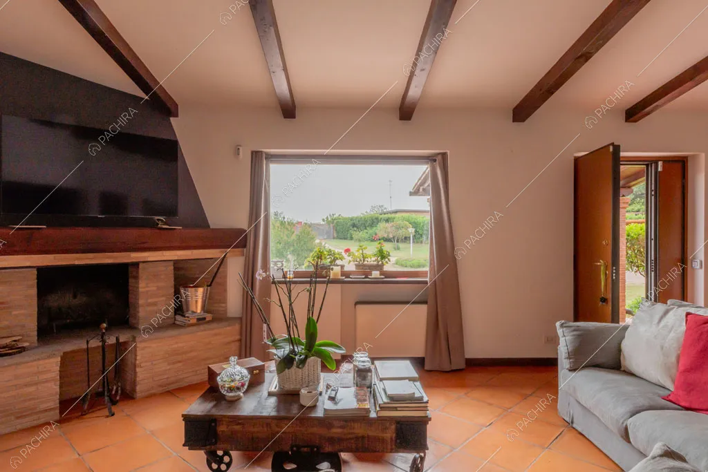 Salotto della villa Ematite, location in stile rustico a Roma