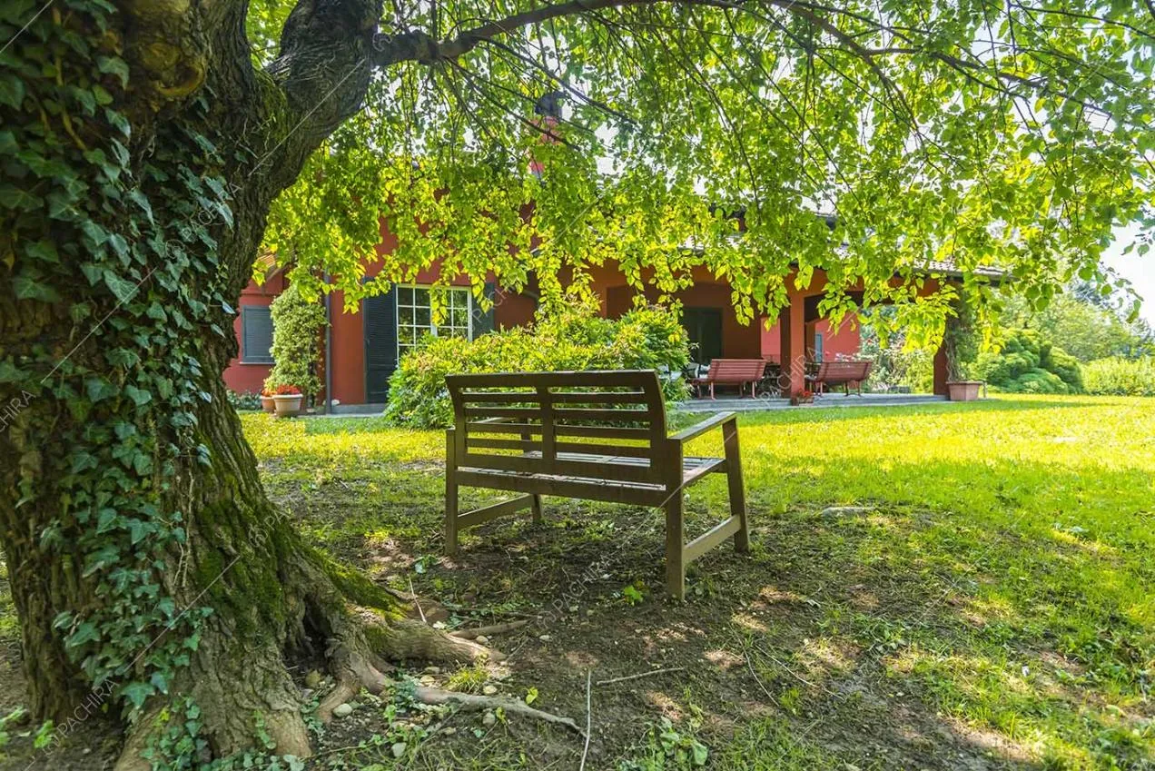 Parco della villa Archibusa, location in stile classico a Como