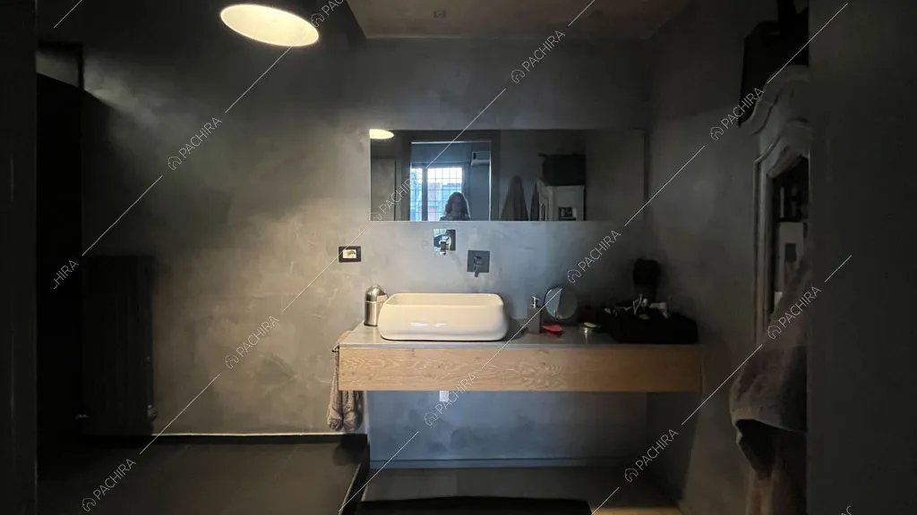 Bagno della villa Andesine, location in stile moderno a Roma