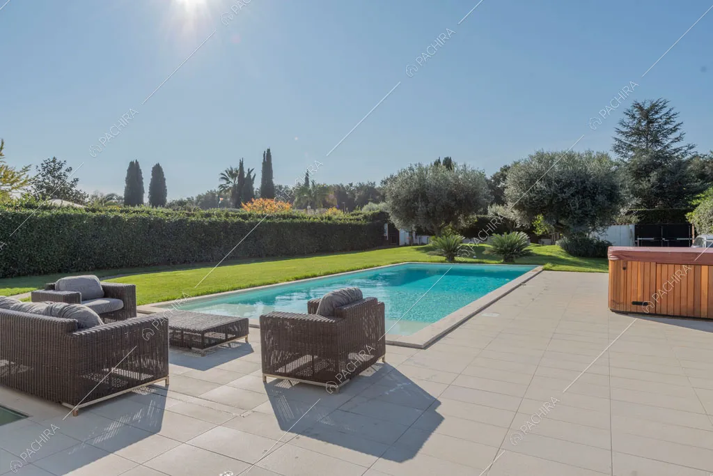 Esterni della villa Tagliamento, location in stile contemporaneo a Roma
