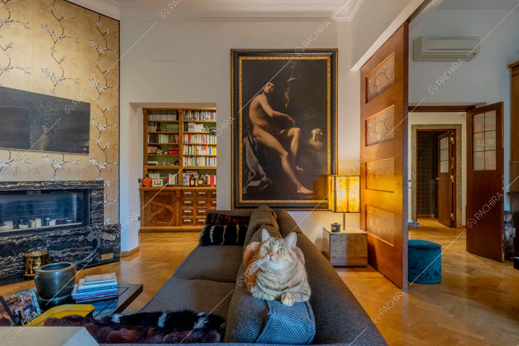 Zona living dell'appartamento Yalu, location in stile contemporaneo a Roma