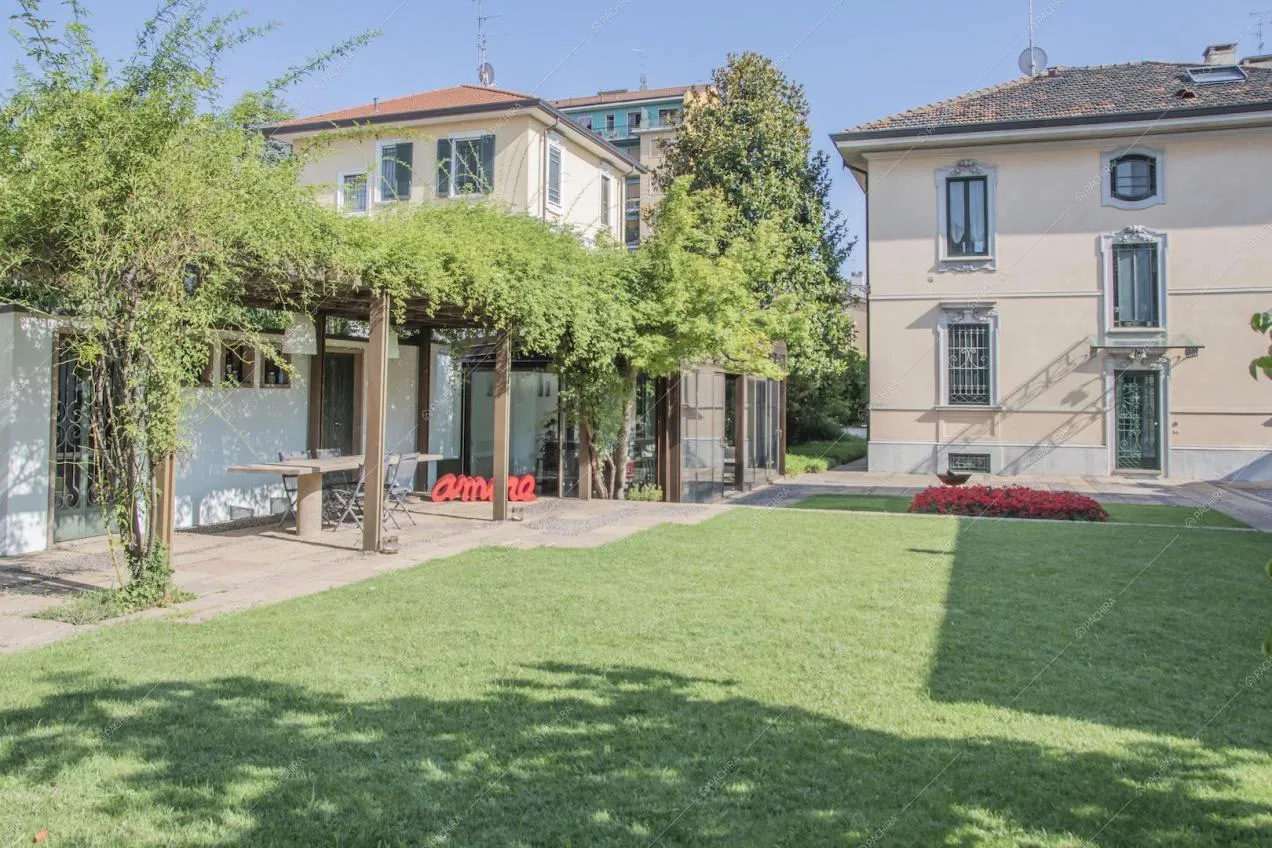Location Cambria villa Milano 5