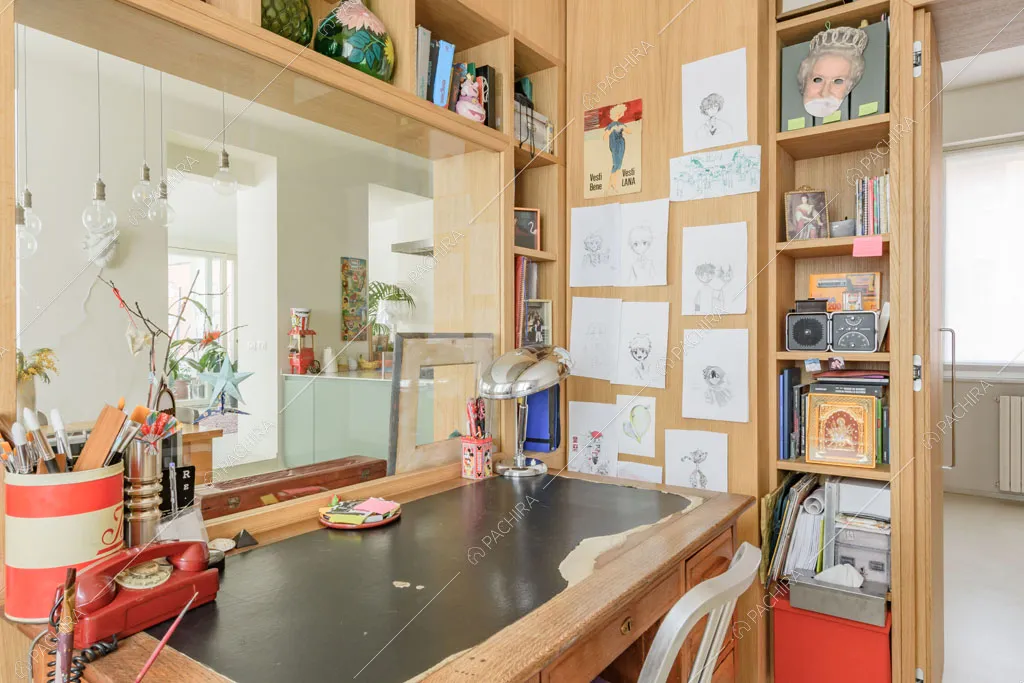 Studio dell'appartamento Papagayo, location in stile contemporaneo a Milano