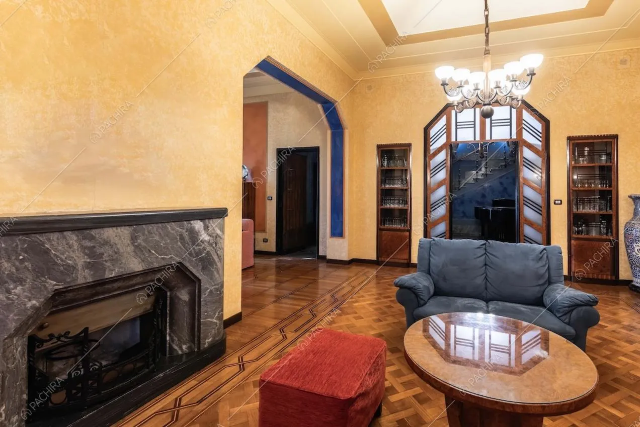 Sala della villa Adamite, location in stile classico a Savona