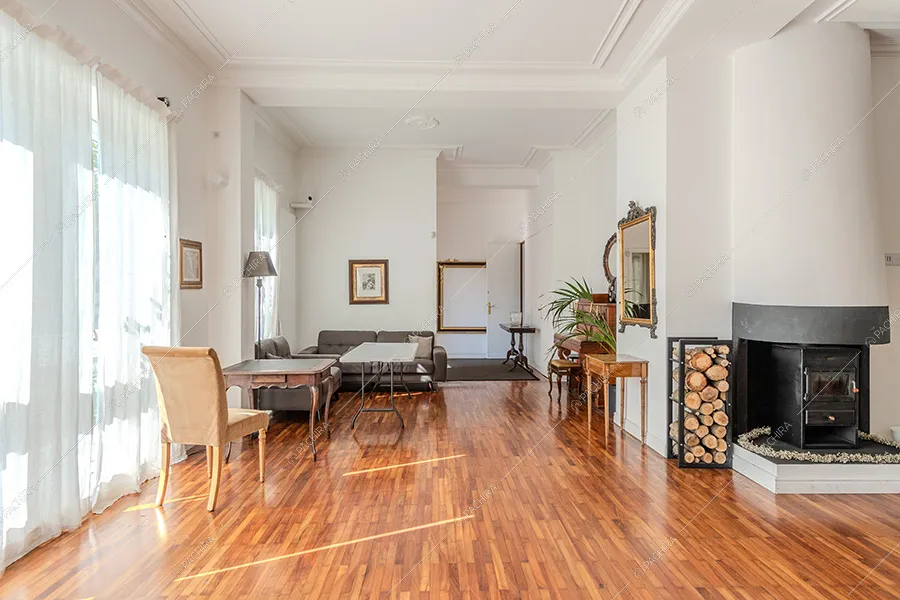 Sala della villa Rainier, location in stile liberty a Milano