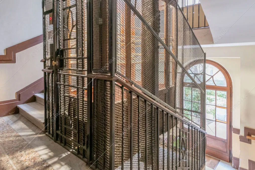 Scale del condominio dell'appartamento Uru, location in stile moderno a Roma