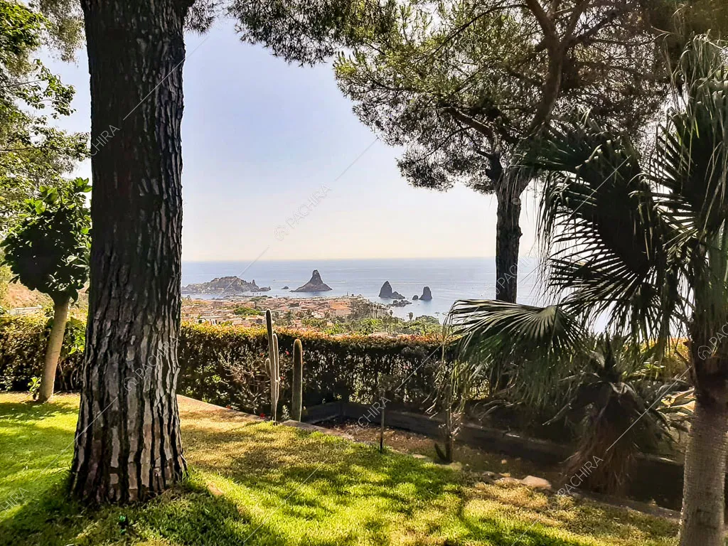 Dal giardino vista sul mare