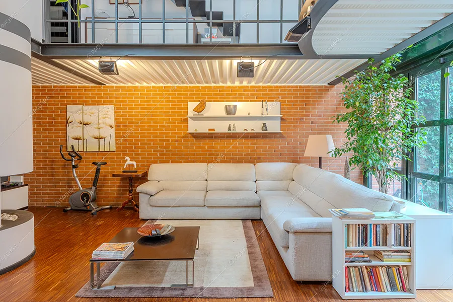 Salotto del loft Kiku, location in stile moderno a Milano