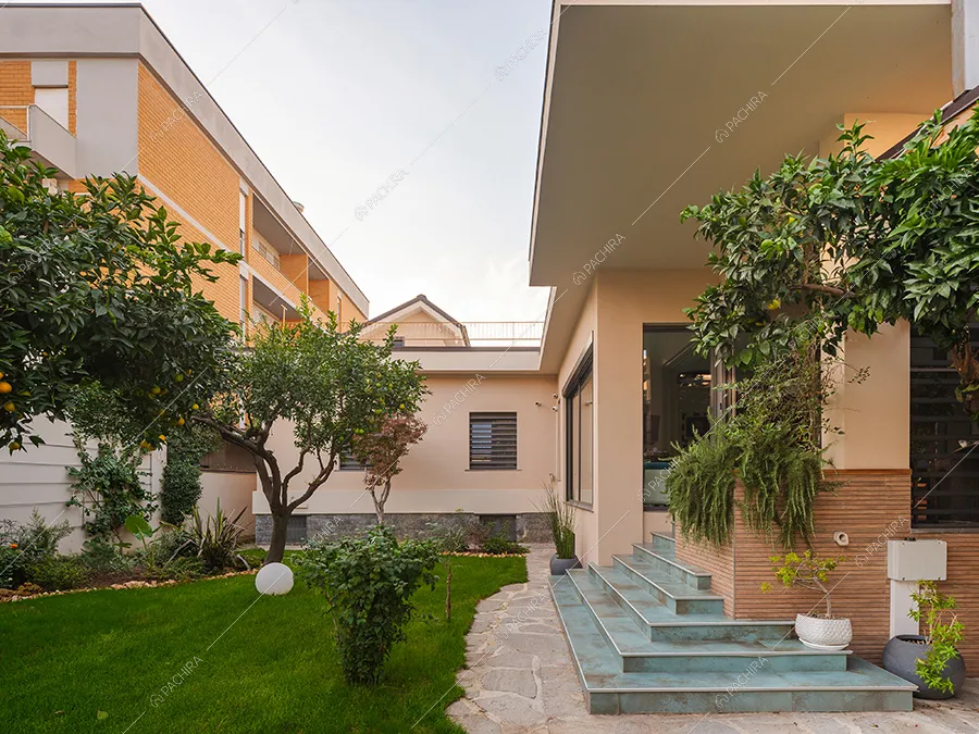 Giardino della villa Pece, location in stile moderno a Caserta