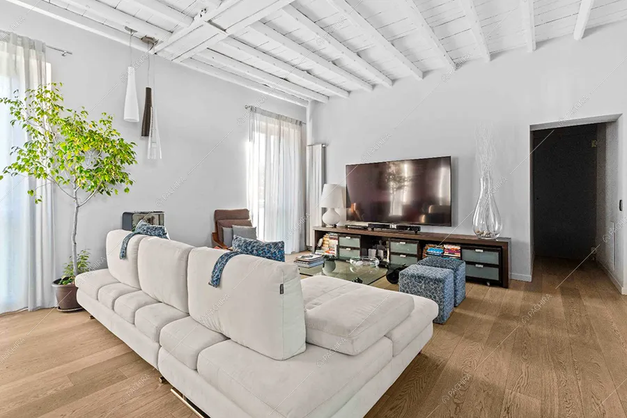Sala dell'appartamento Hood, location in stile moderno a Milano