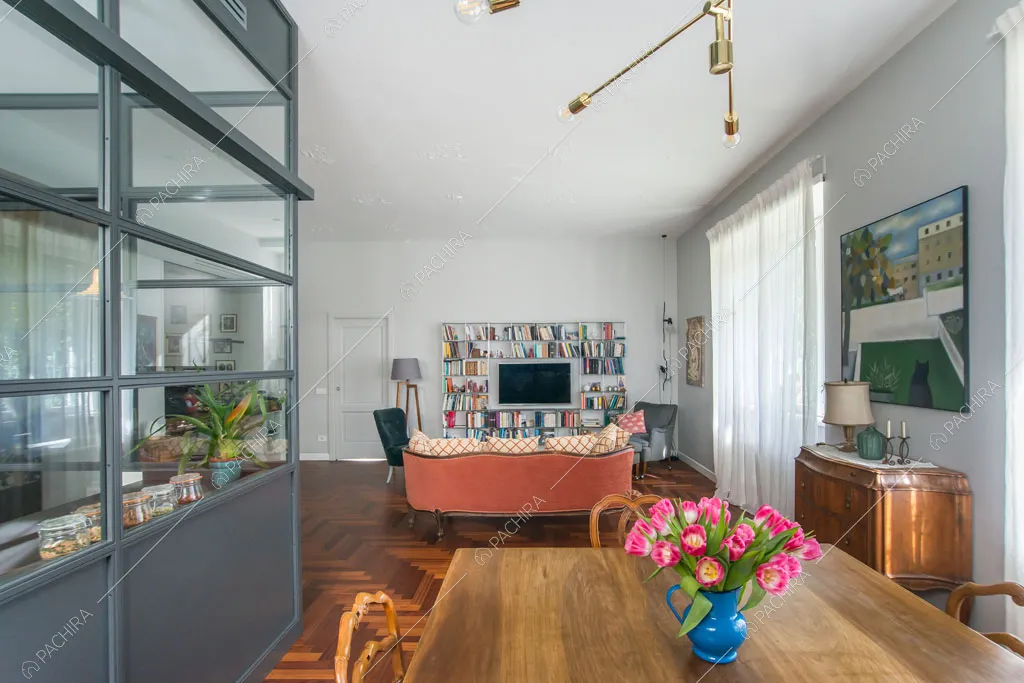 Sala dell'appartamento Grifola, location in stile contemporaneo a Roma