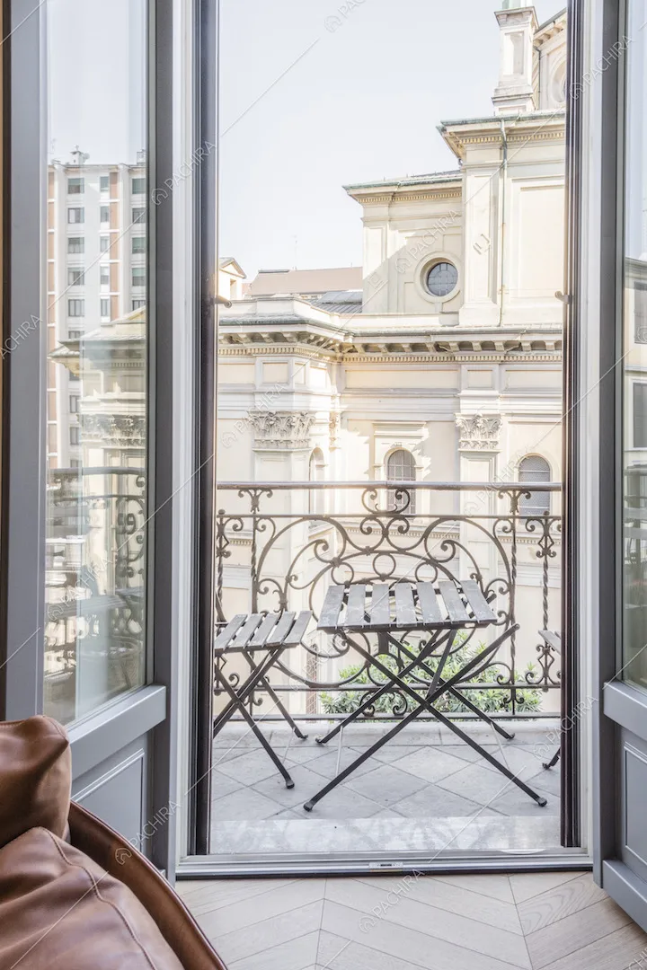 Il balconcino della location