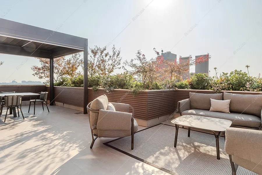 Terrazza della location Ebano, attico in stile classico a Milano