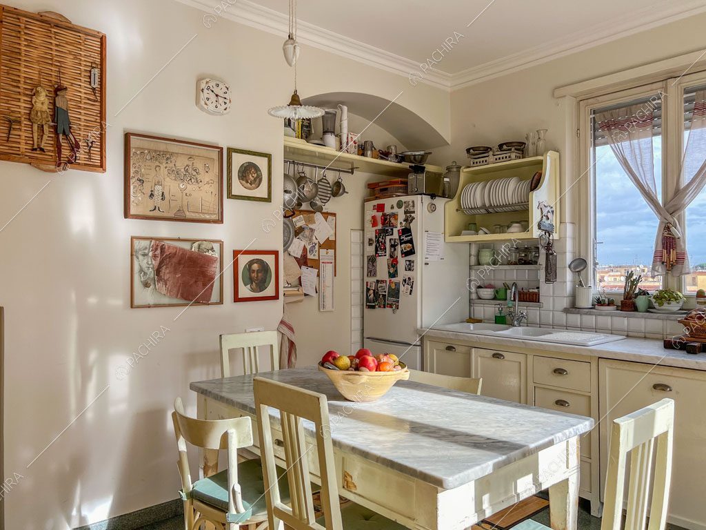 Cucina dell'appartamento Kuban, location in stile moderno a Roma