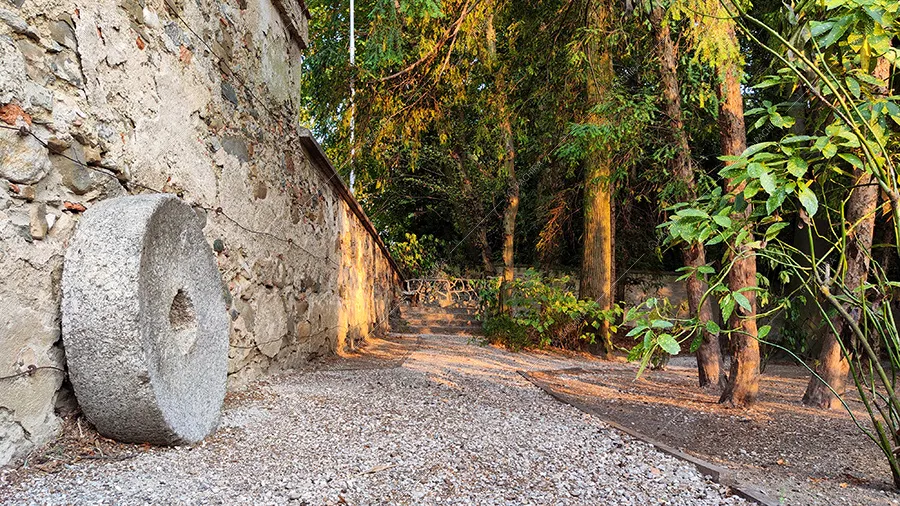 Esterni della dimora storica Cinabro, location in stile classico a Lecco