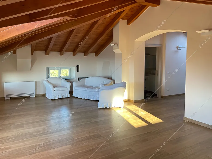 Sala della villa Parnaso, location in stile classico a Lecco