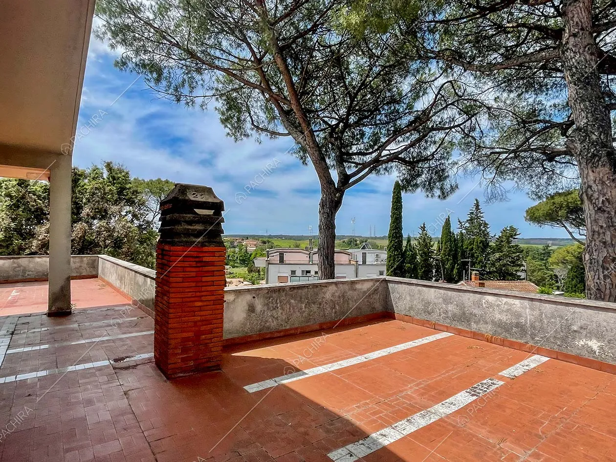 Terrazza della villa Apatite, location in stile classico a Roma