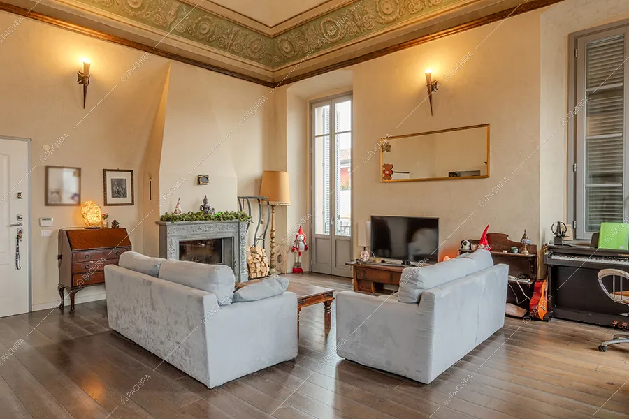 Salotto dell'appartamento Clorofilla, location in stile classico a Milano