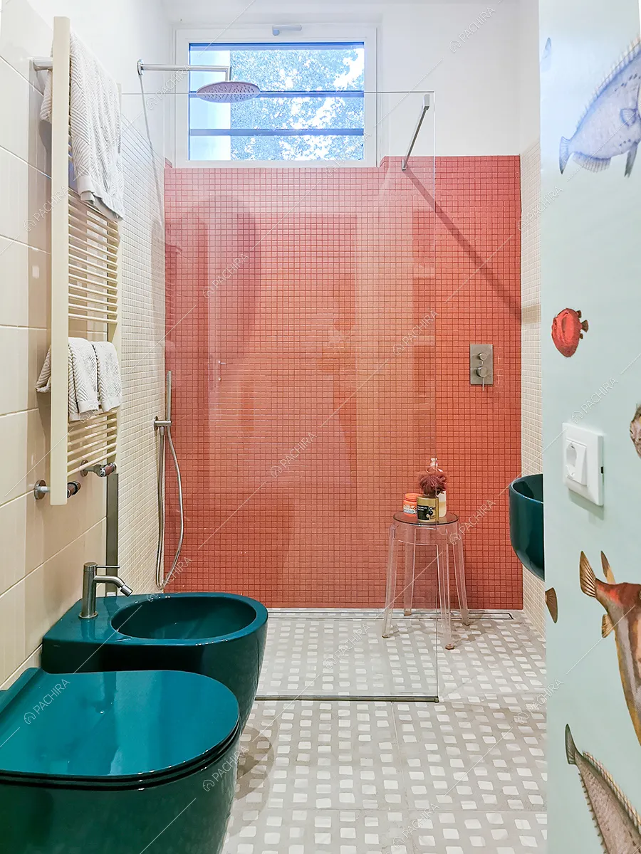 Bagno della villa Storace, location in stile moderno a Lucca