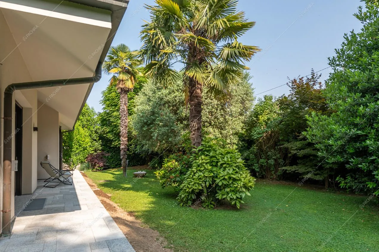 Giardino della villa Guadiana, location in stile moderno a Como