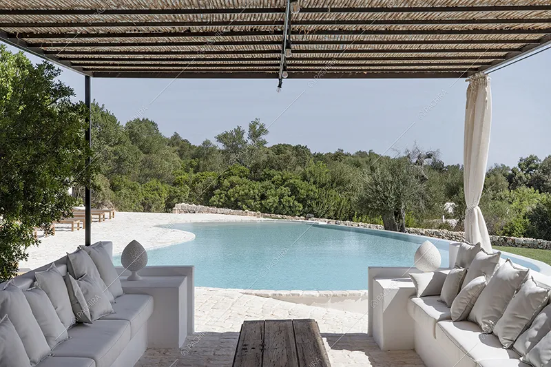 Patio della masseria Athos, location in stile rustico a Brindisi