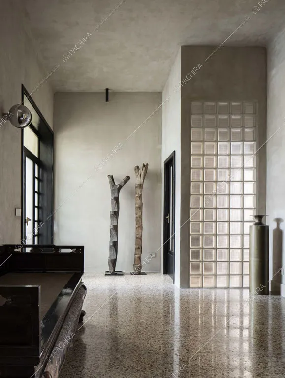Ingresso del loft Reno, location in stile contemporaneo a Reggio Emilia