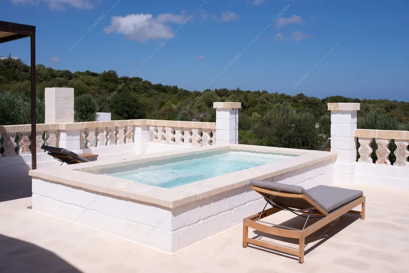 Terrazza della masseria Athos, location in stile rustico a Brindisi