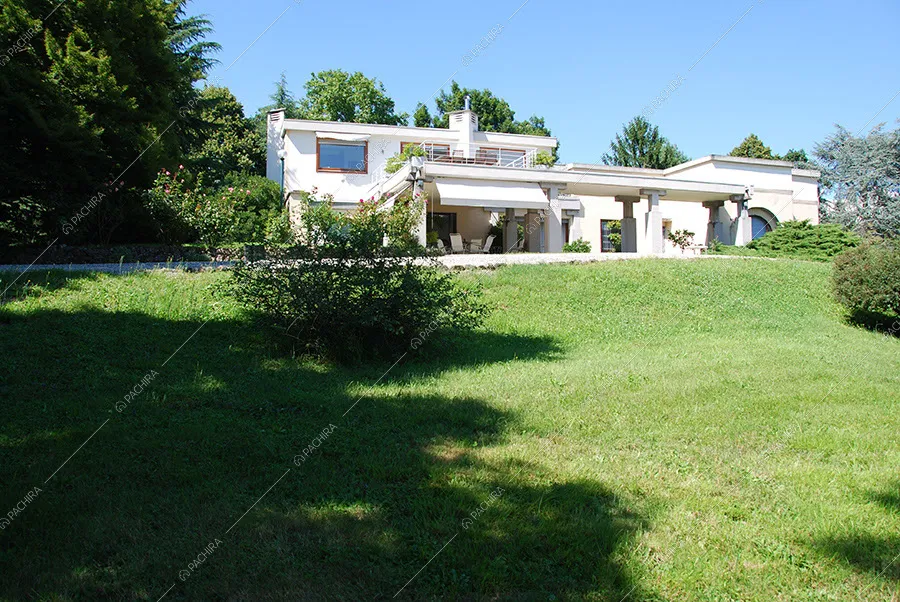 Parco della villa Acetosa, location in stile vintage a Lecco