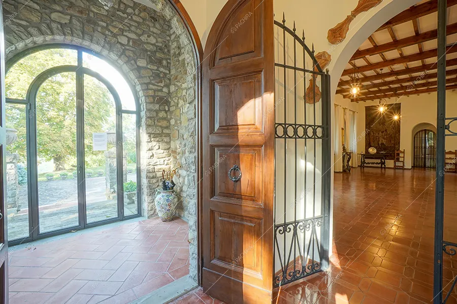 Atrio della villa rustica Tapioca, location per shooting a Rimini