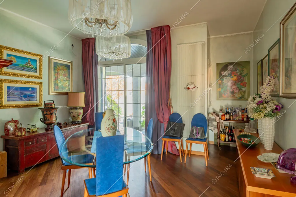 Sala da pranzo della villa Ararat, location in stile classico a Milano