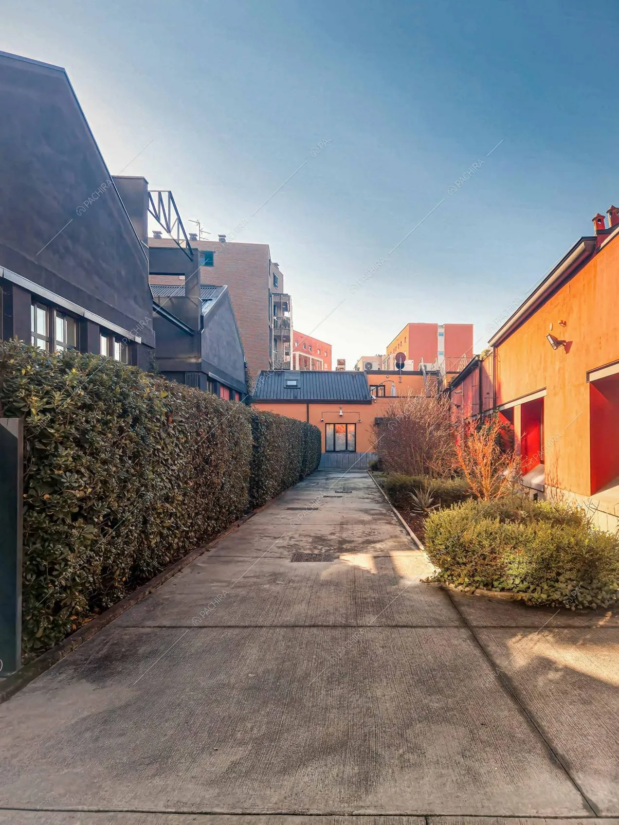Vialetto della location Drina, loft in stile moderno a Milano