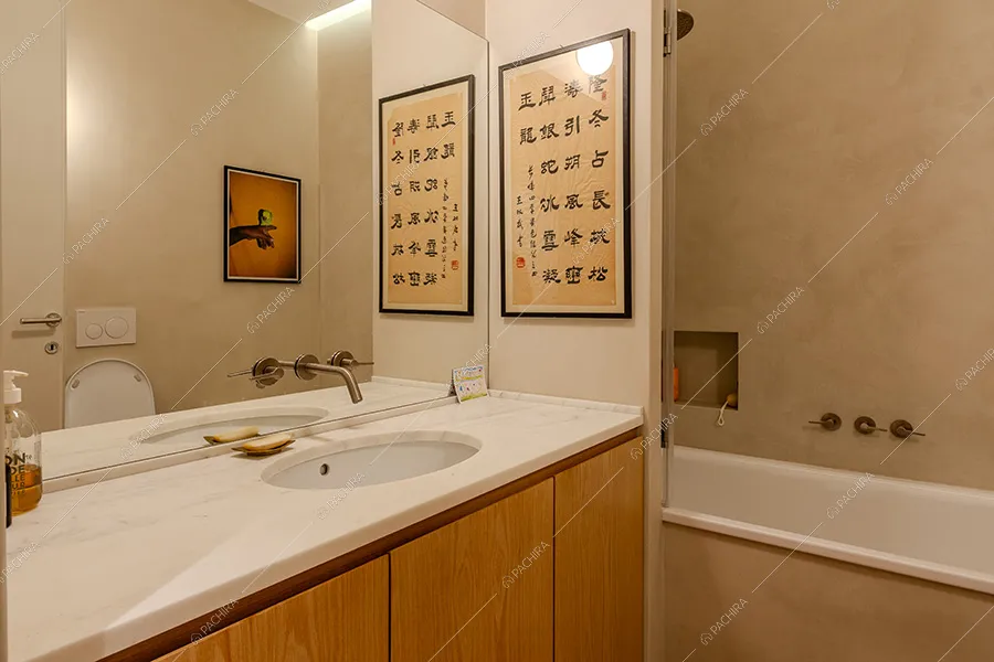 Bagno dell'appartamento moderno Coleo, location per shooting a Milano