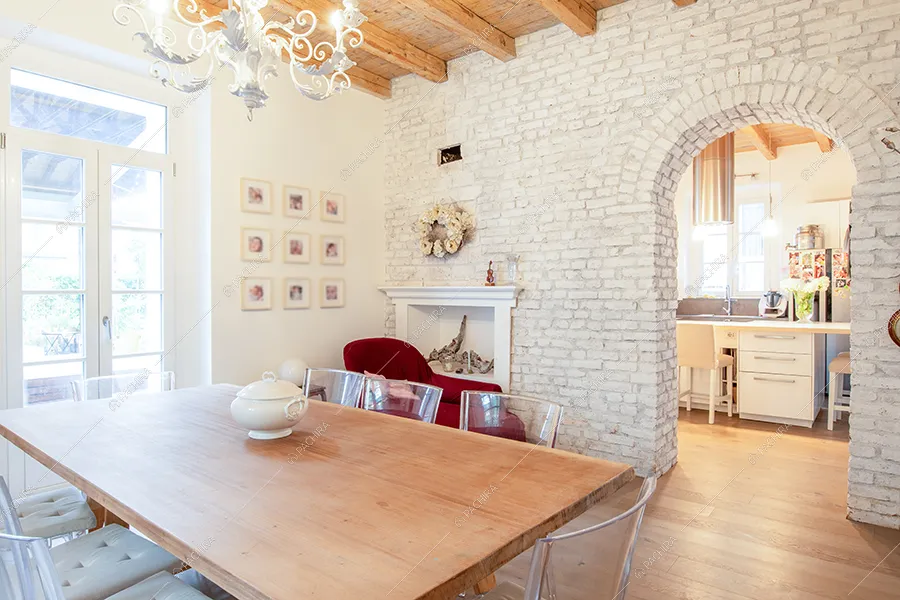 Sala da pranzo della villa Dioptasio, location in stile moderno a Monza