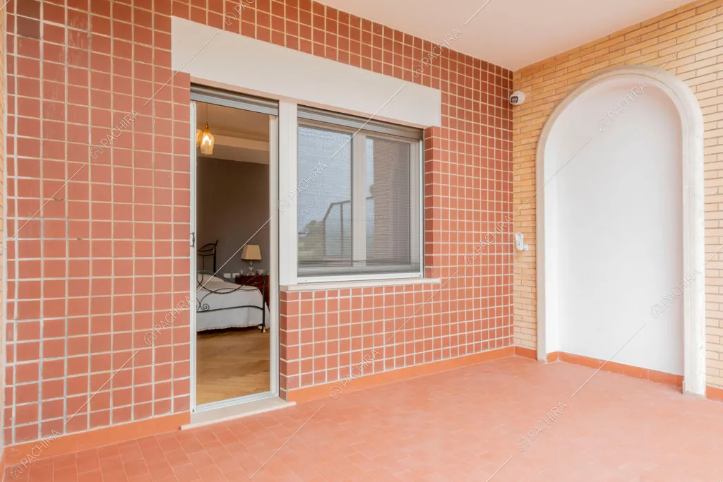 Terrazza della camera da letto matrimoniale della villa Murray, location in stile contemporaneo a Roma