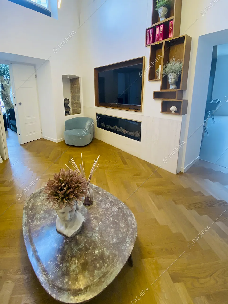Sala dell'appartamento Carnelian, location in stile contemporaneo a Caserta